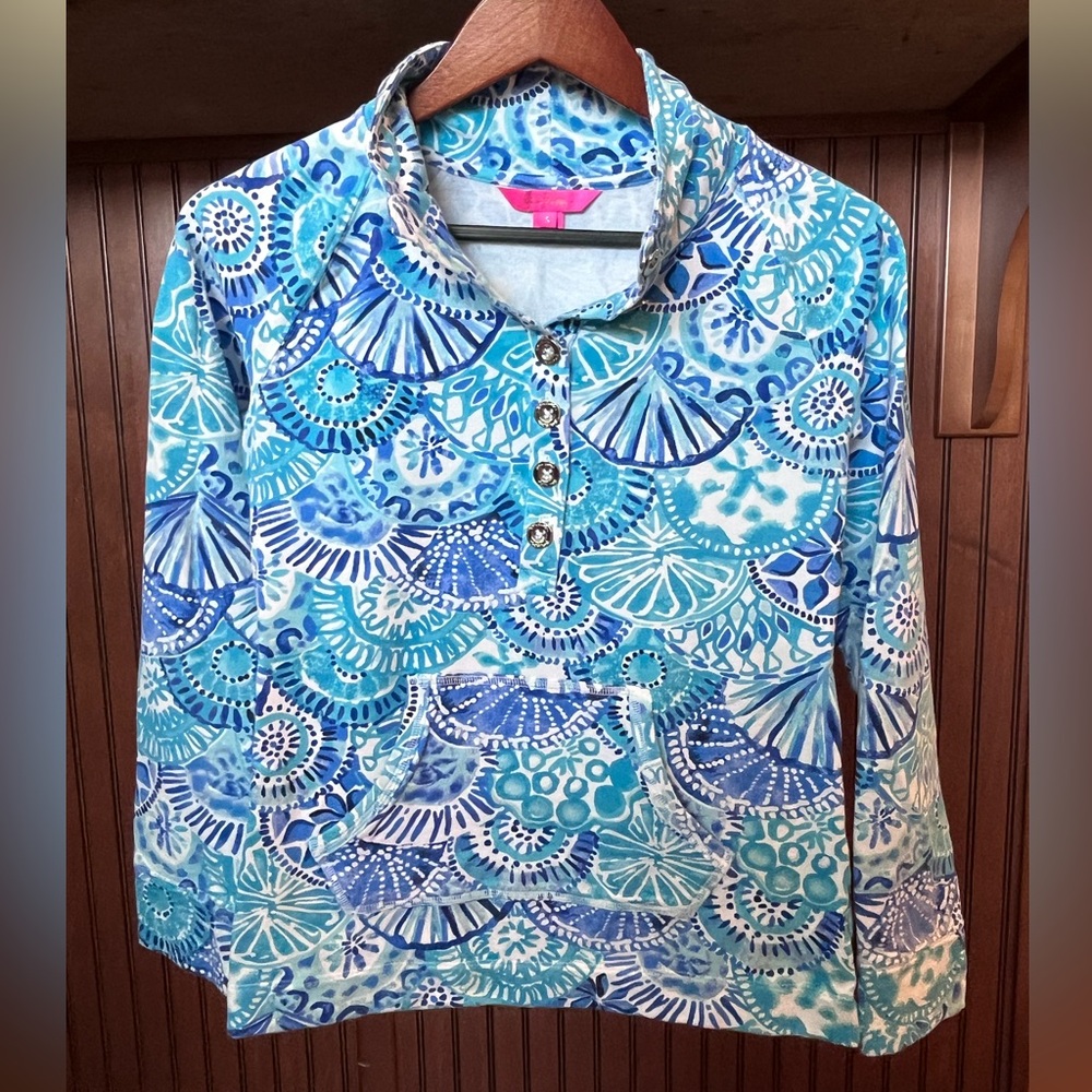 Lilly Pulitzer Quarter Zip Button pullover size small. 1082